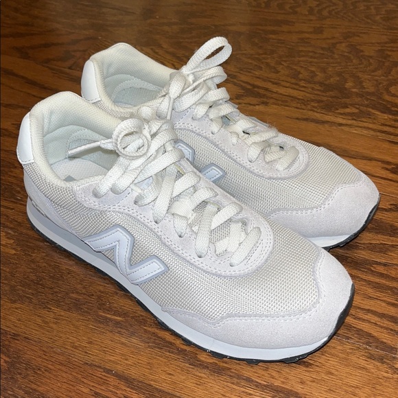 New Balance Cream 515 Sneakers - Picture 4 of 10